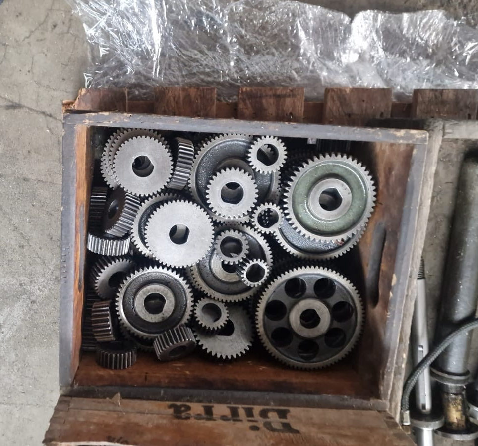 Usato Gear Hobbing machine CIMA P5