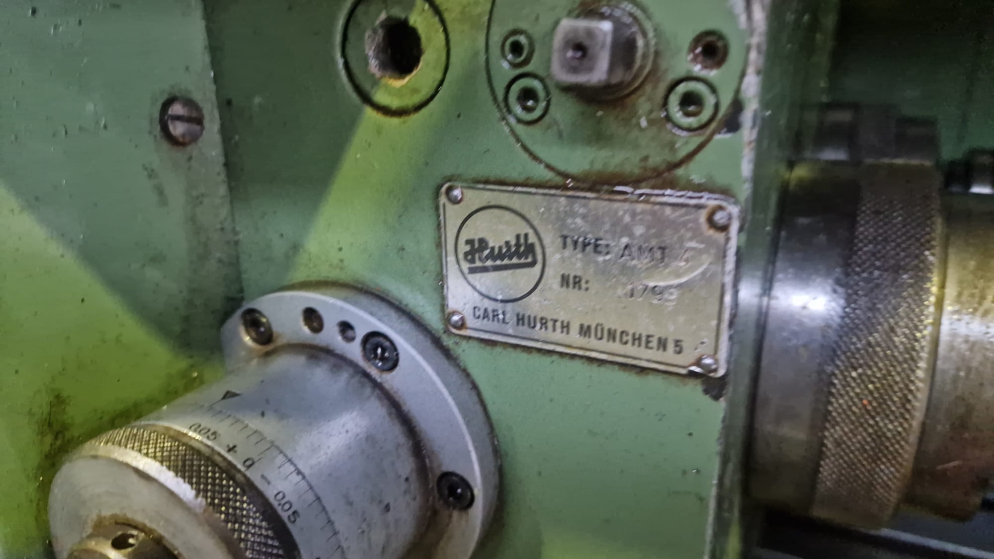 Usato Fresatrice per scanalati HURTH KF 32A 