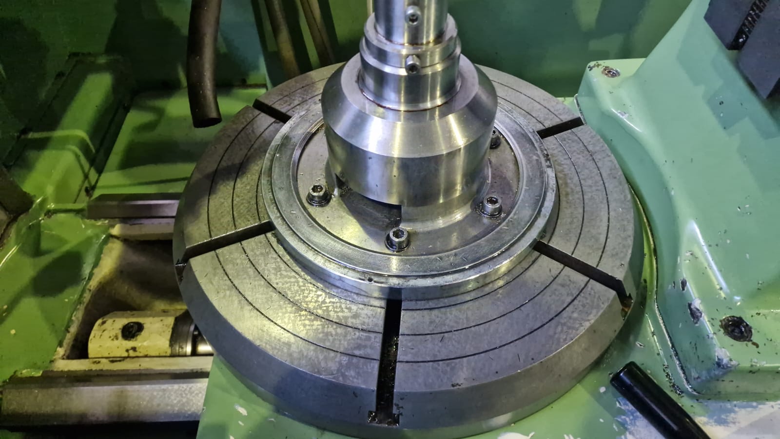 Usato Dentatrice a creatore PTP D560-UA