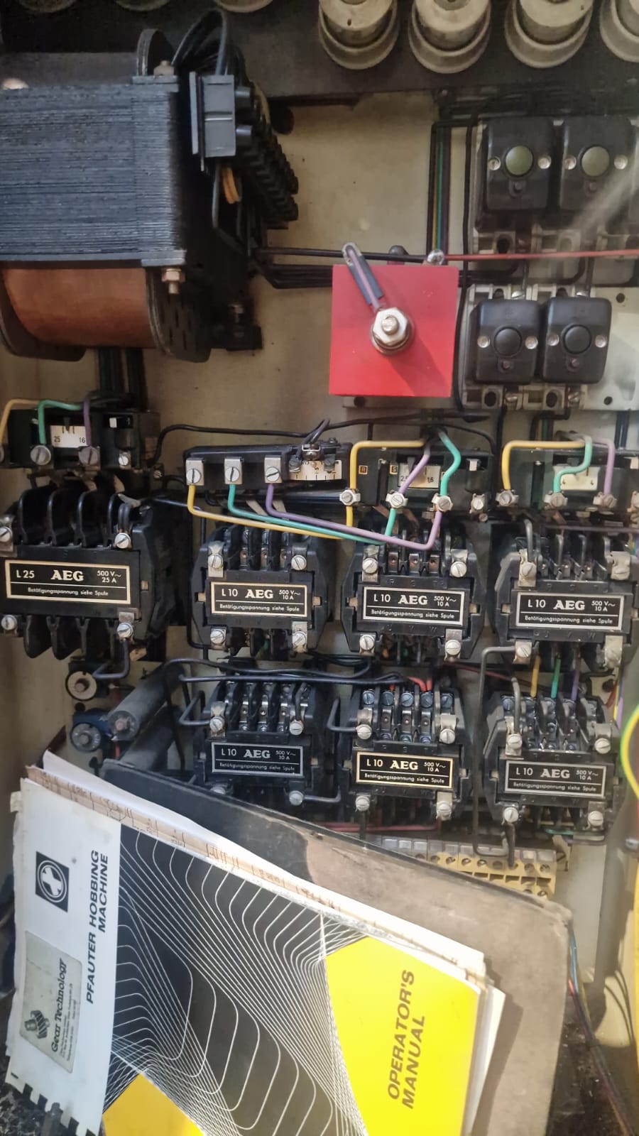 Usato Fresatrice per viti e filetti PFAUTER SF 1