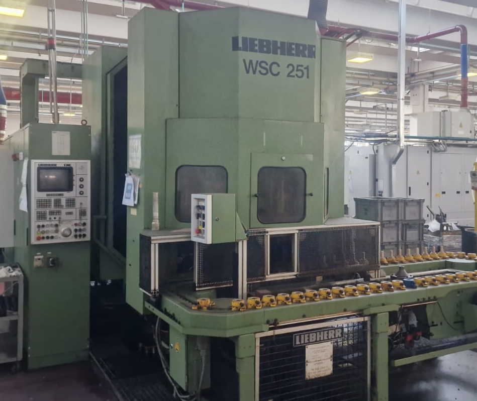 Usato Gear Hobbing Machine LIEBHERR WSC 251