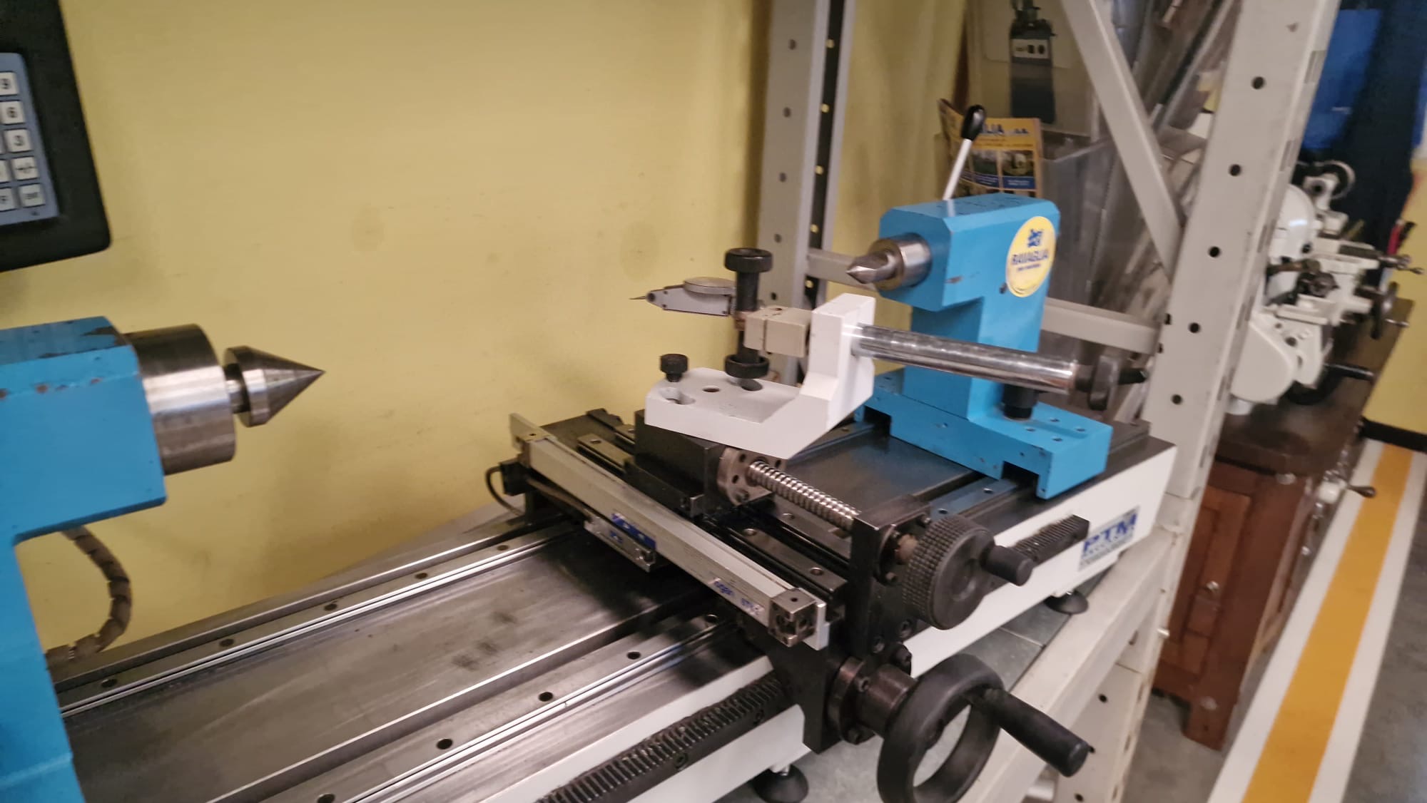 Usato Banco di controllo PTM visualizzato su due Assi