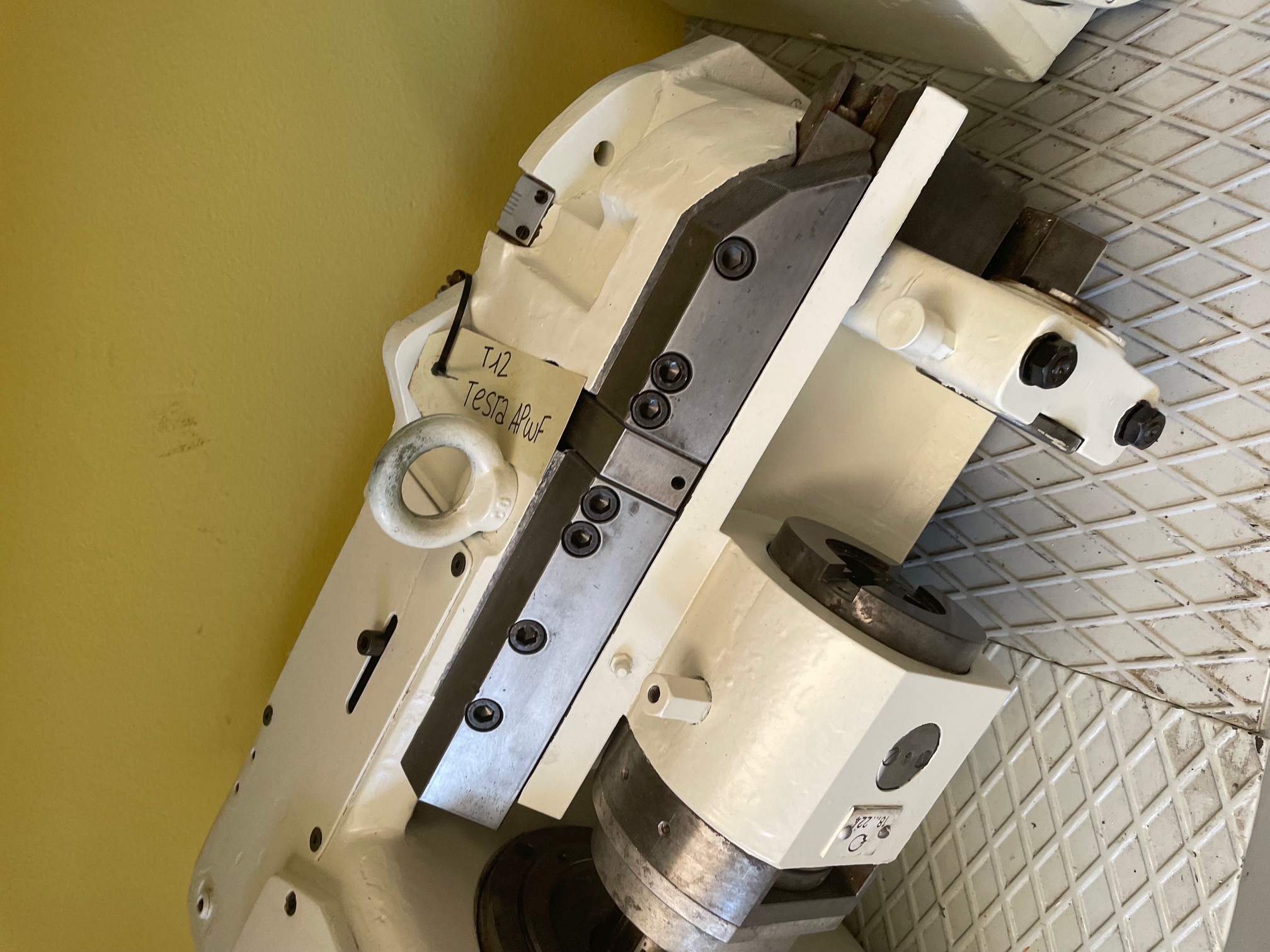 Usato Testa ApFW per fresatrici per viti e filetti HECKERT (Stock no. T12)