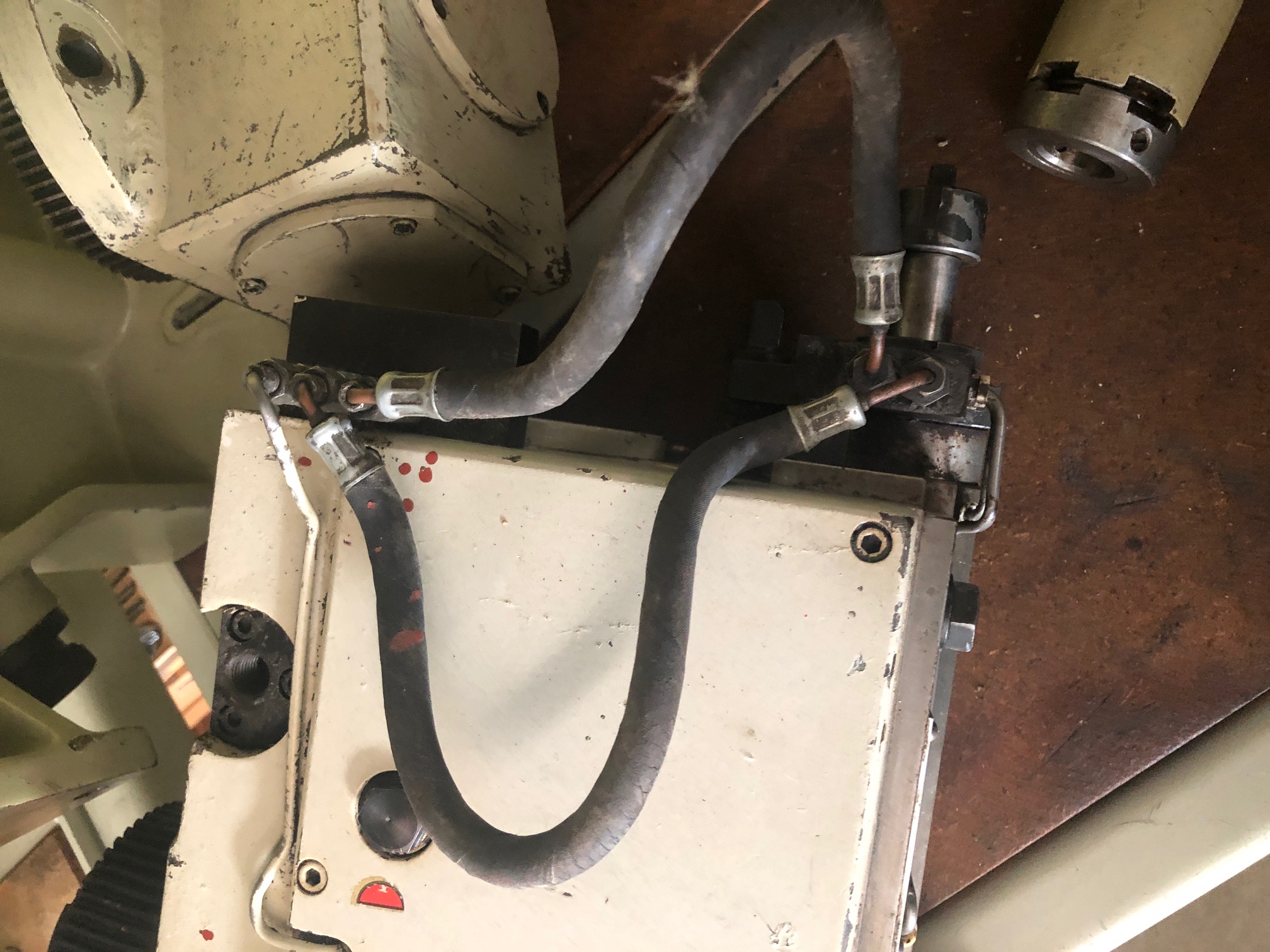 Usato Testa universale per fresatrici per viti e filetti HECKERT (Stock no. T01)