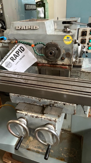 Usato Fresatrice per chiavette DORIA 200 NK