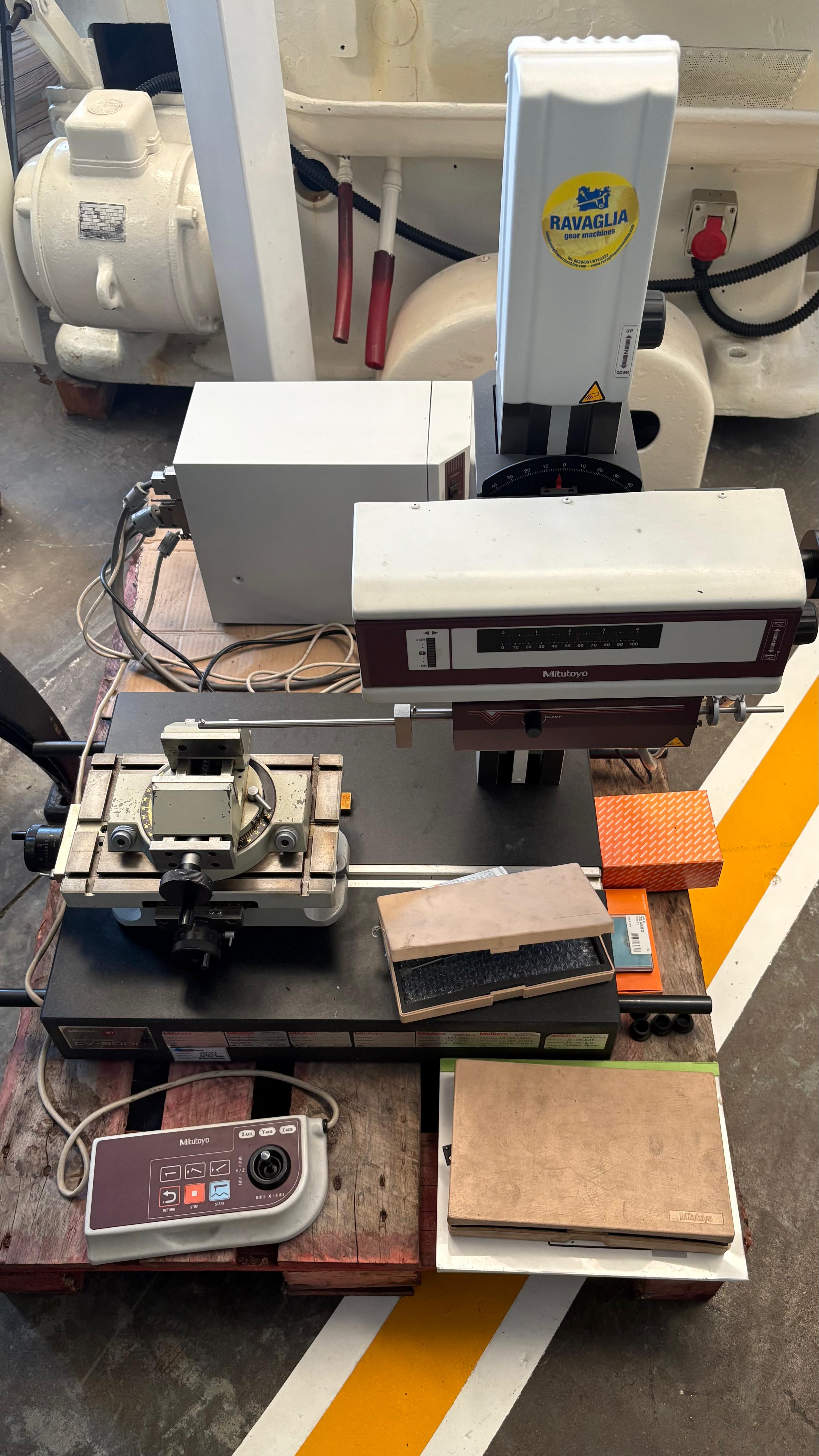 Usato Strumento di misura MITUTOYO