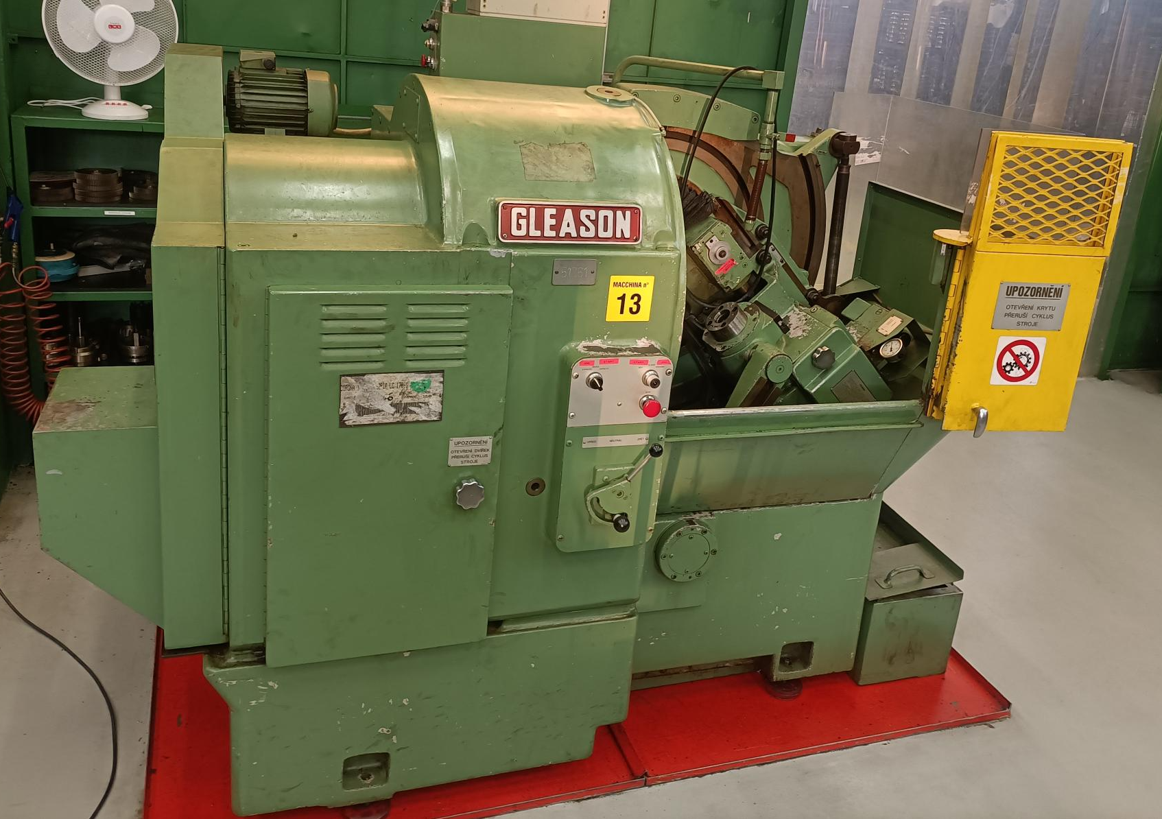 Usato Dentatrice per conici diritti GLEASON 710 GLEASON 710