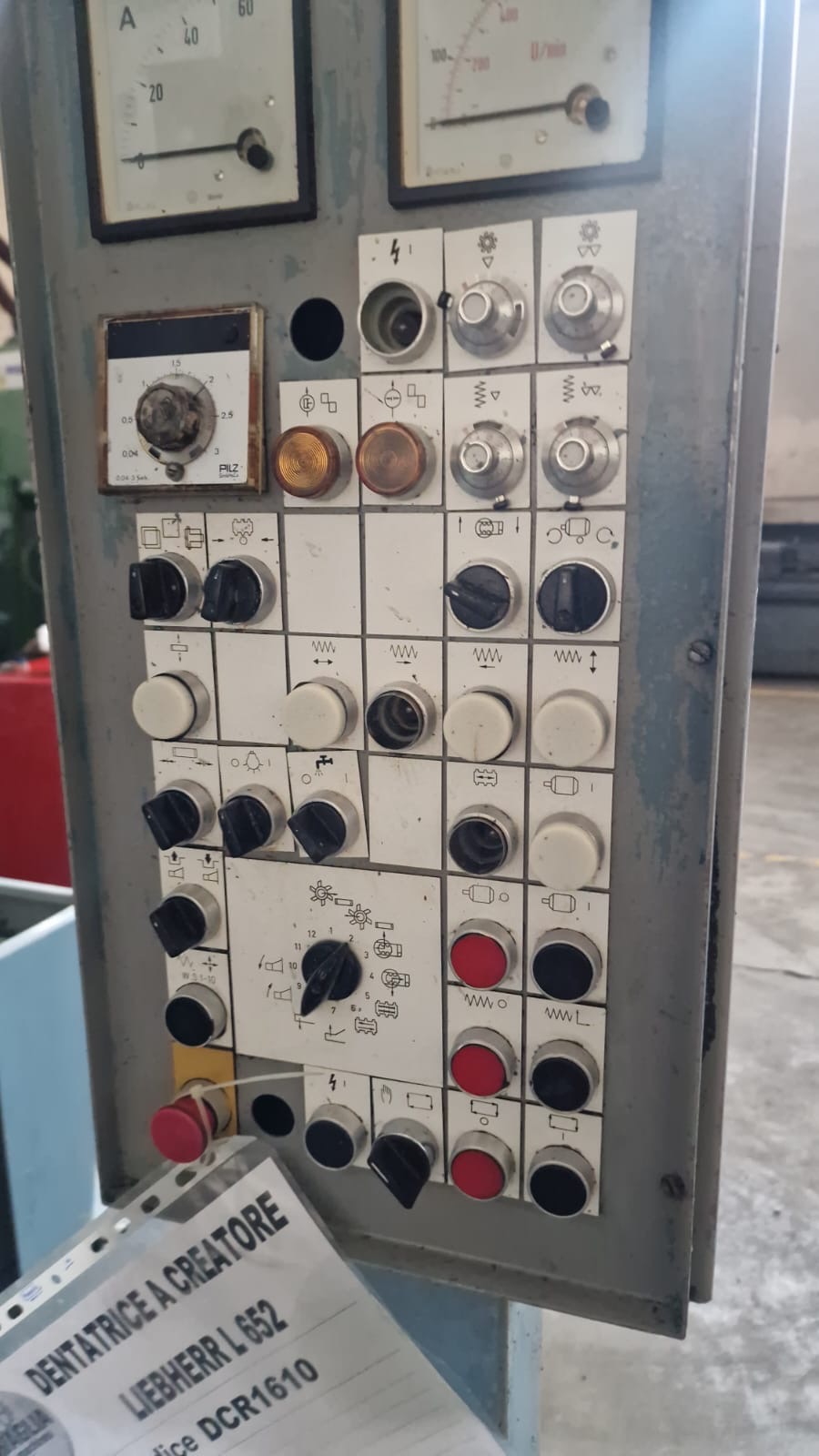 Usato Dentatrice a creatore LIEBHERR L 652