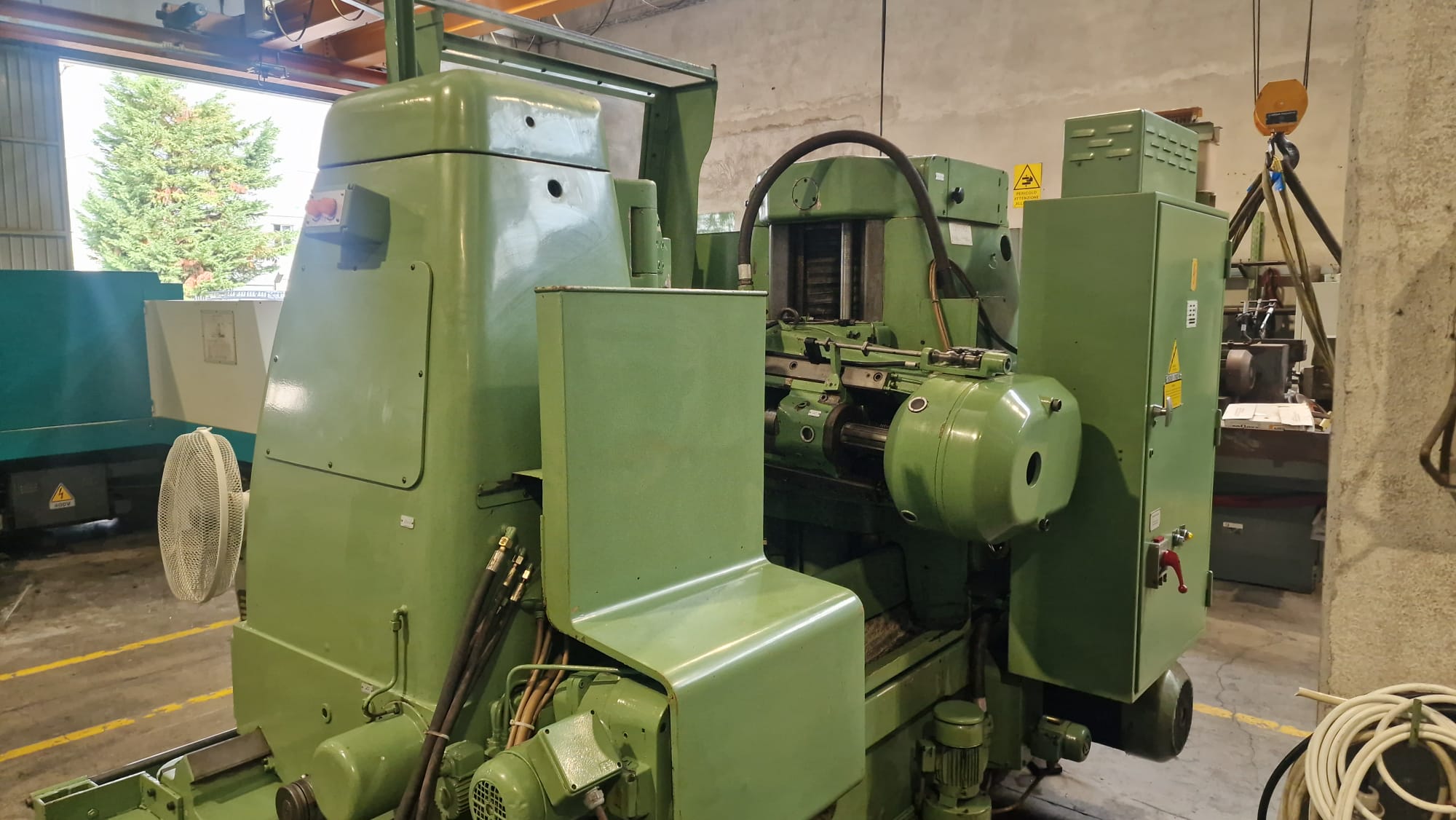 Usato Dentatrice a creatore PFAUTER P 630 - DOTATA DI COPIA PER BOMBATO E CONICO