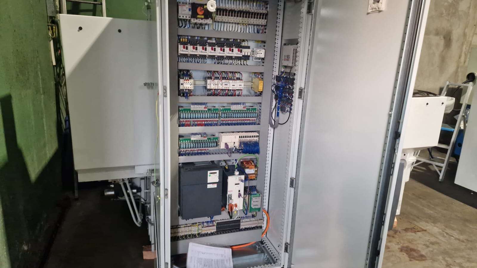 Usato Dentatrice a creatore LIEBHERR L 200