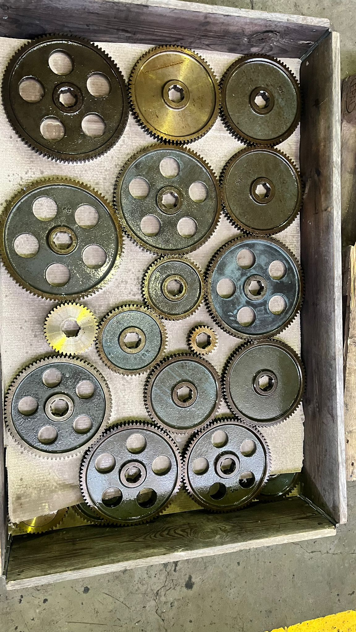 Usato Dentatrice a creatore LIEBHERR L 301