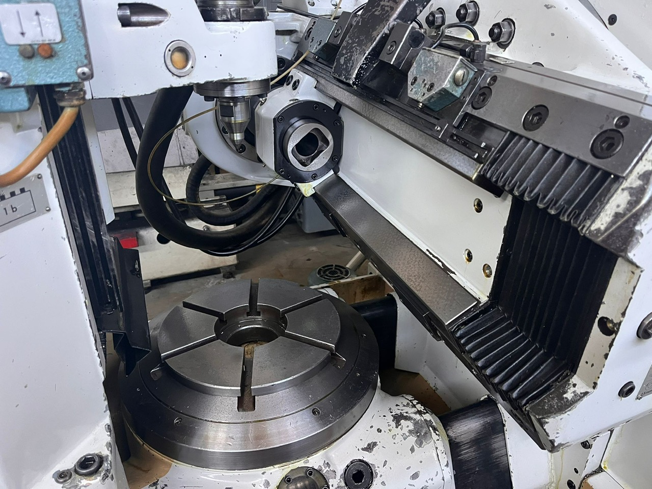 Usato Dentatrice a creatore LORENZ LF 315