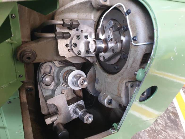 Usato Dentatrice per ingranaggi conici spirale GLEASON 26