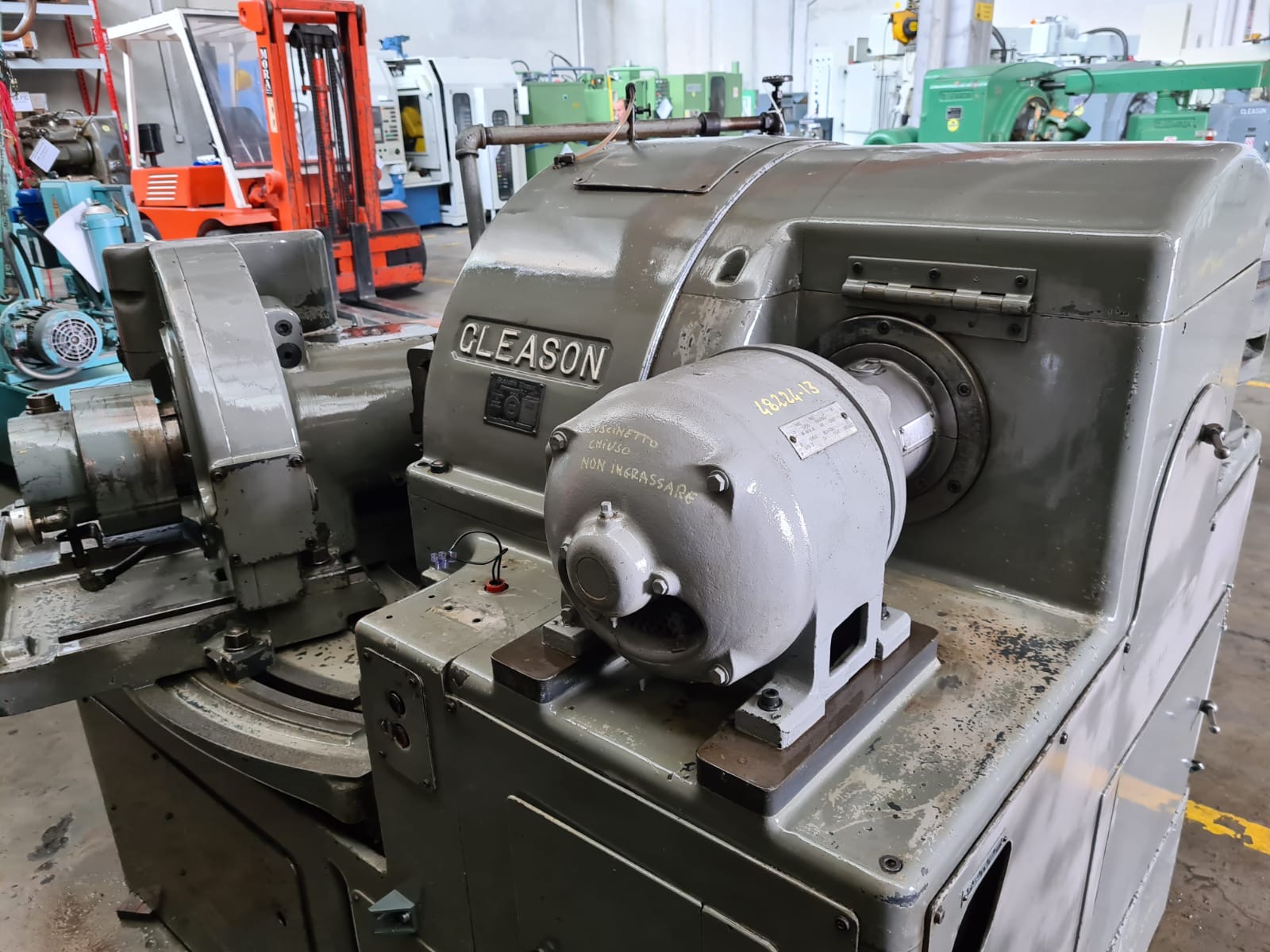 Usato Dentatrice conica per denti diritti GLEASON 12B