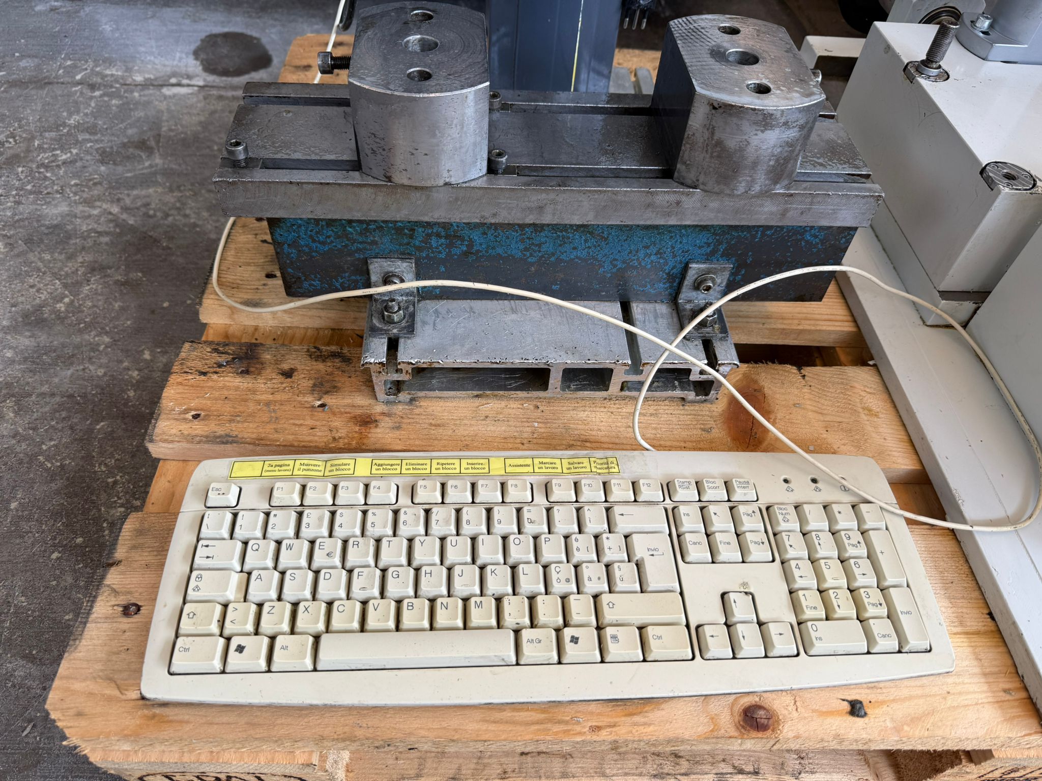 Usato Marcatrice Usata TECHNIFOR CN 101/D P