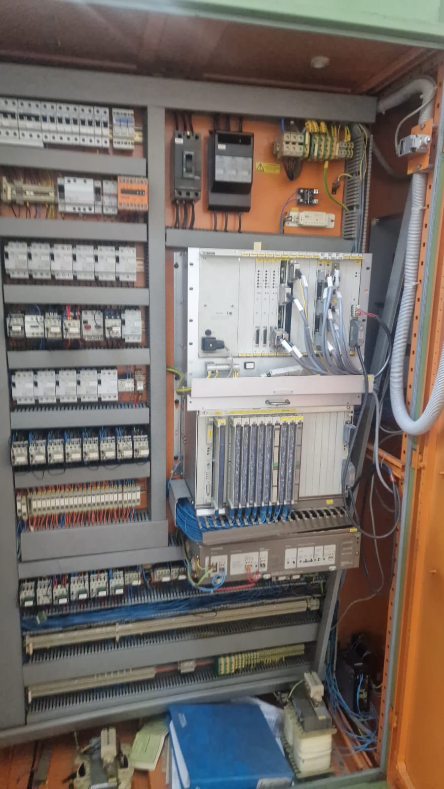 Usato Gear Hobbing Machine LIEBHERR WSC 251