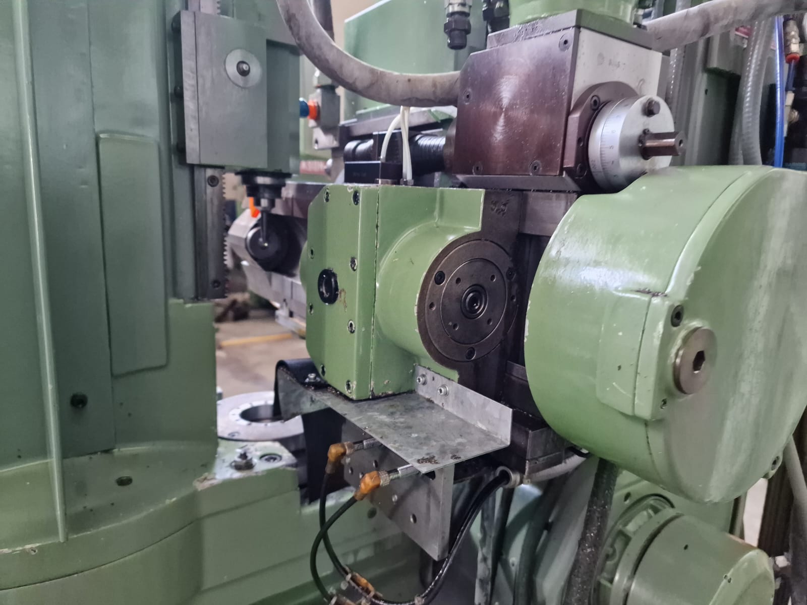 Usato Dentatrice a creatore verticale CIMA P3CH