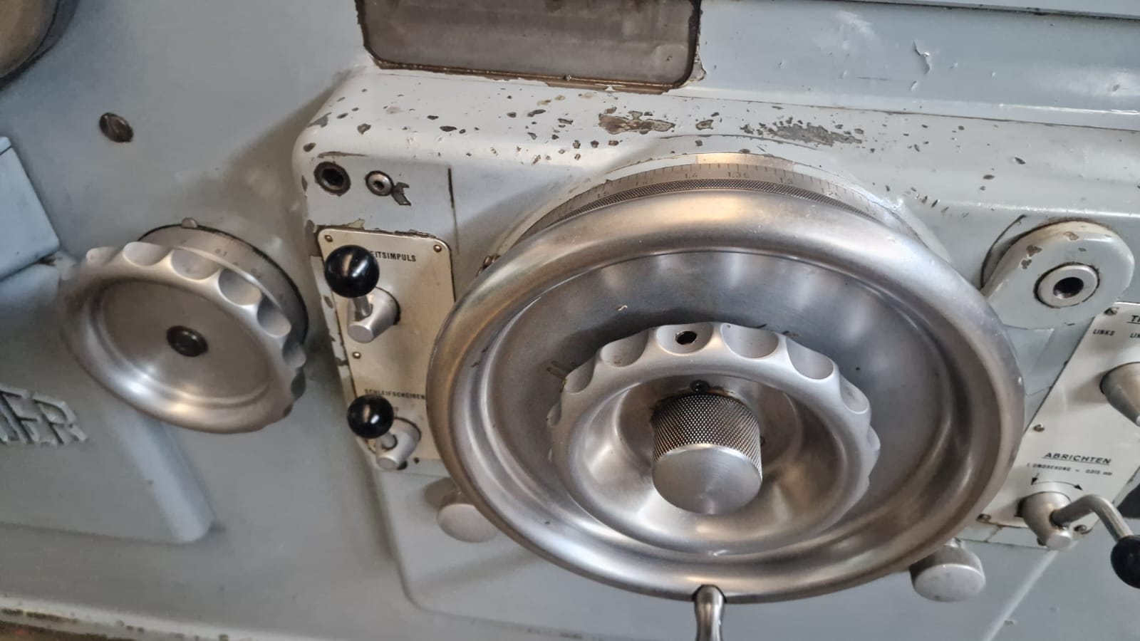 Usato Rettifica per filetti e viti senza fine REISHAUER US