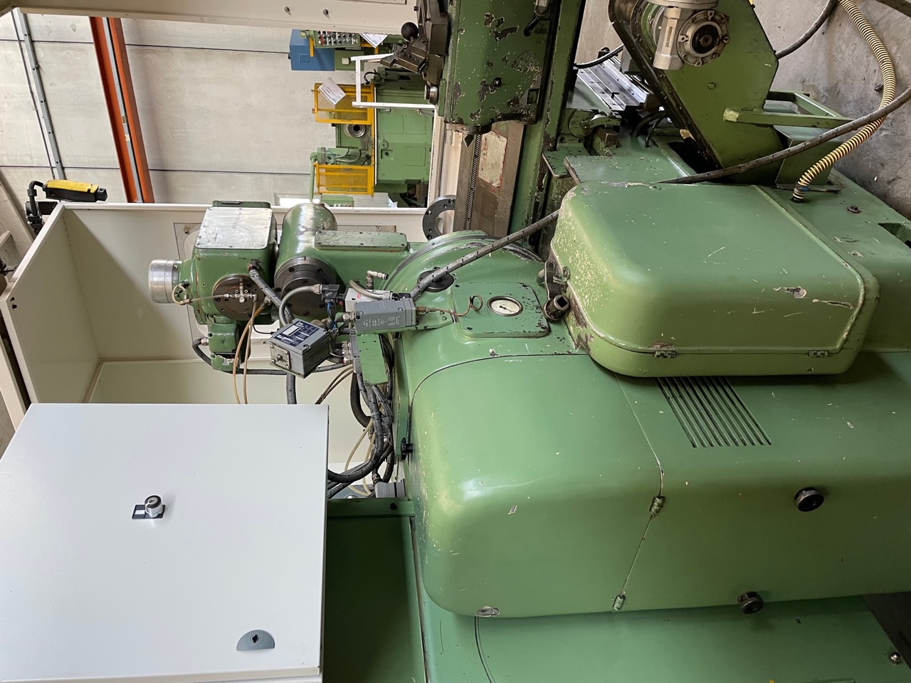 Usato Dentatrice a creatore orizzontale PFAUTER RS9K