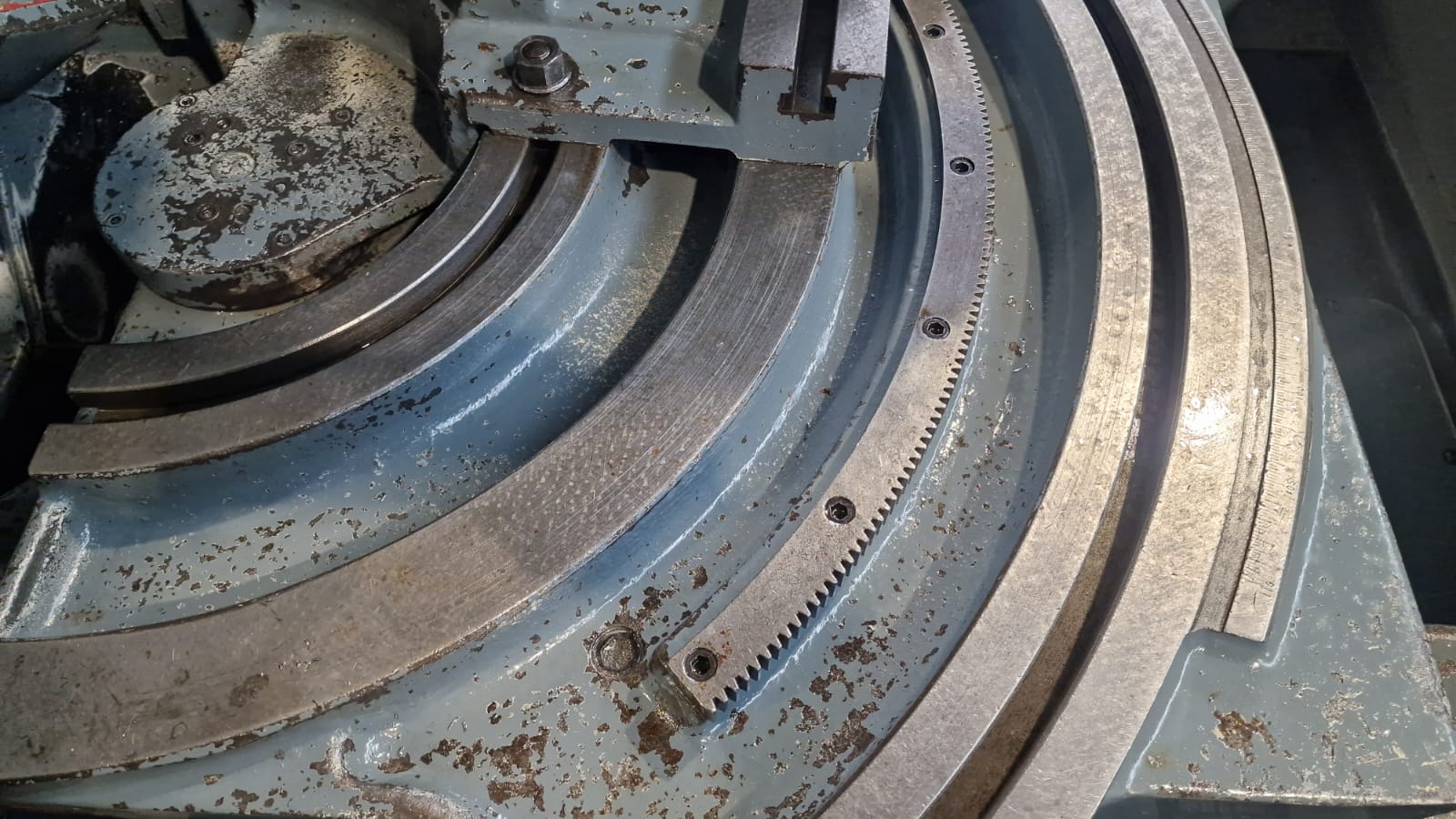 Usato Dentatrice per ingranaggi conici diritti GLEASON 104 Coniflex