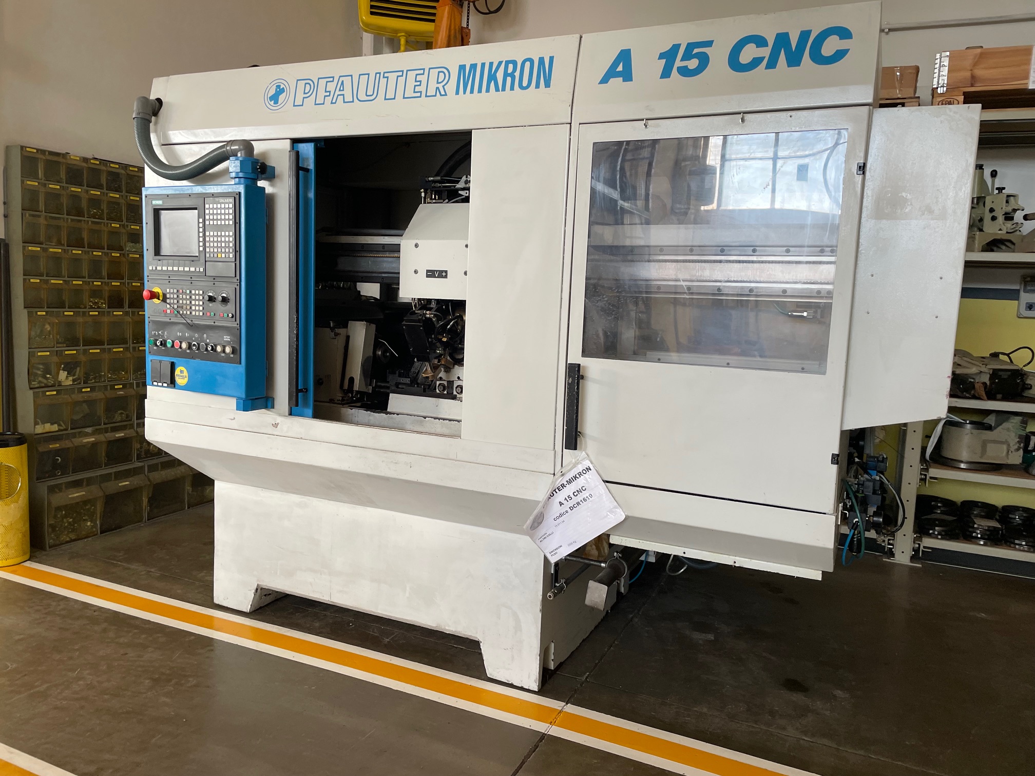 Usato Dentatrice a creatore PFAUTER MIKRON A 15 CNC