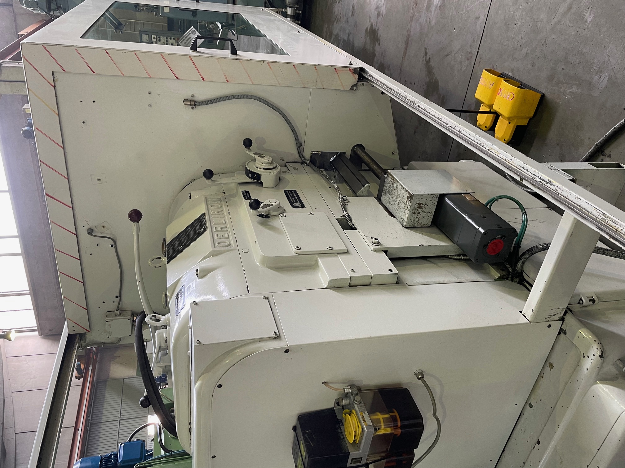 Usato Fresatrice per viti CNC OERLIKON