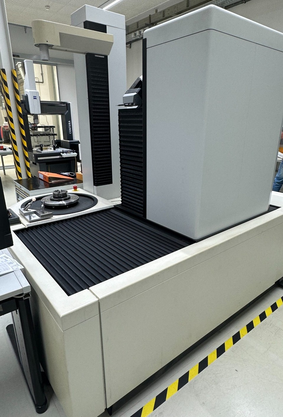 Usato Apparecchio di controllo per ingranaggi MAHR MX4 WL - 2003