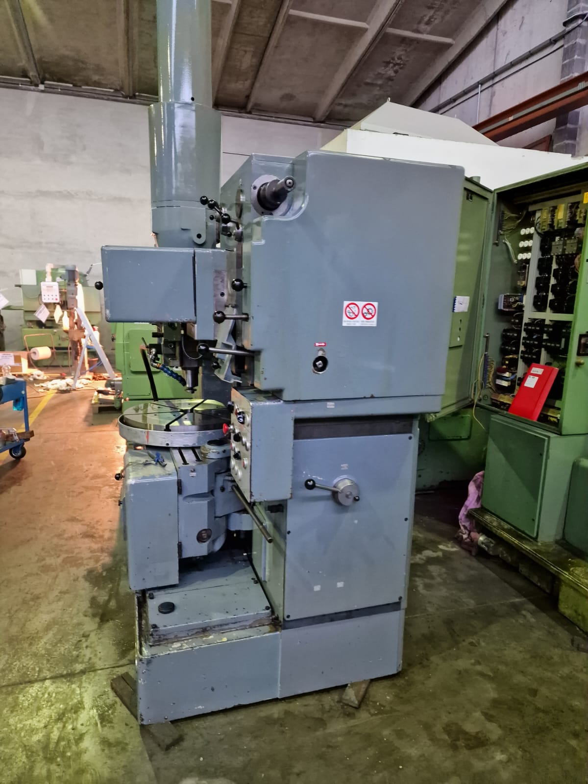 Usato Dentatrice a coltello LORENZ S8/630