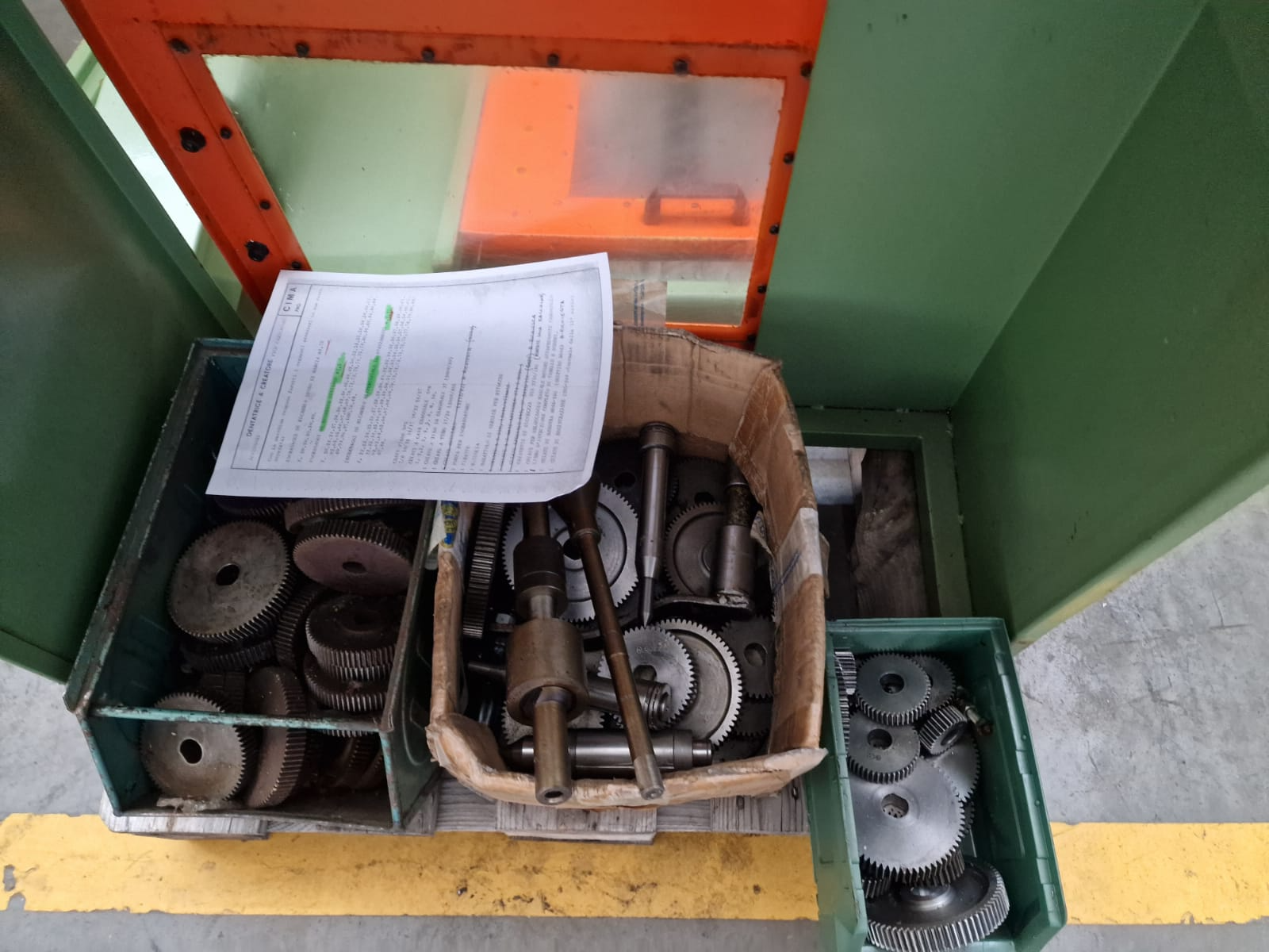 Usato Dentatrice a creatore verticale CIMA P3CH