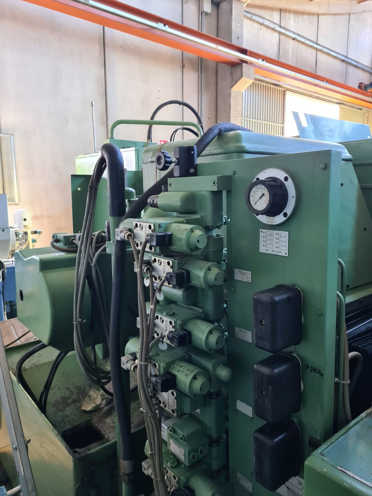 Usato Dentatrice a creatore PFAUTER PA 180