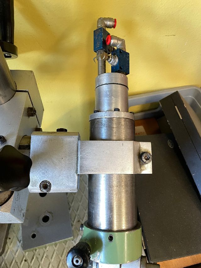 Usato Unità di smussatura pneumatica regolabile per Smussatrici