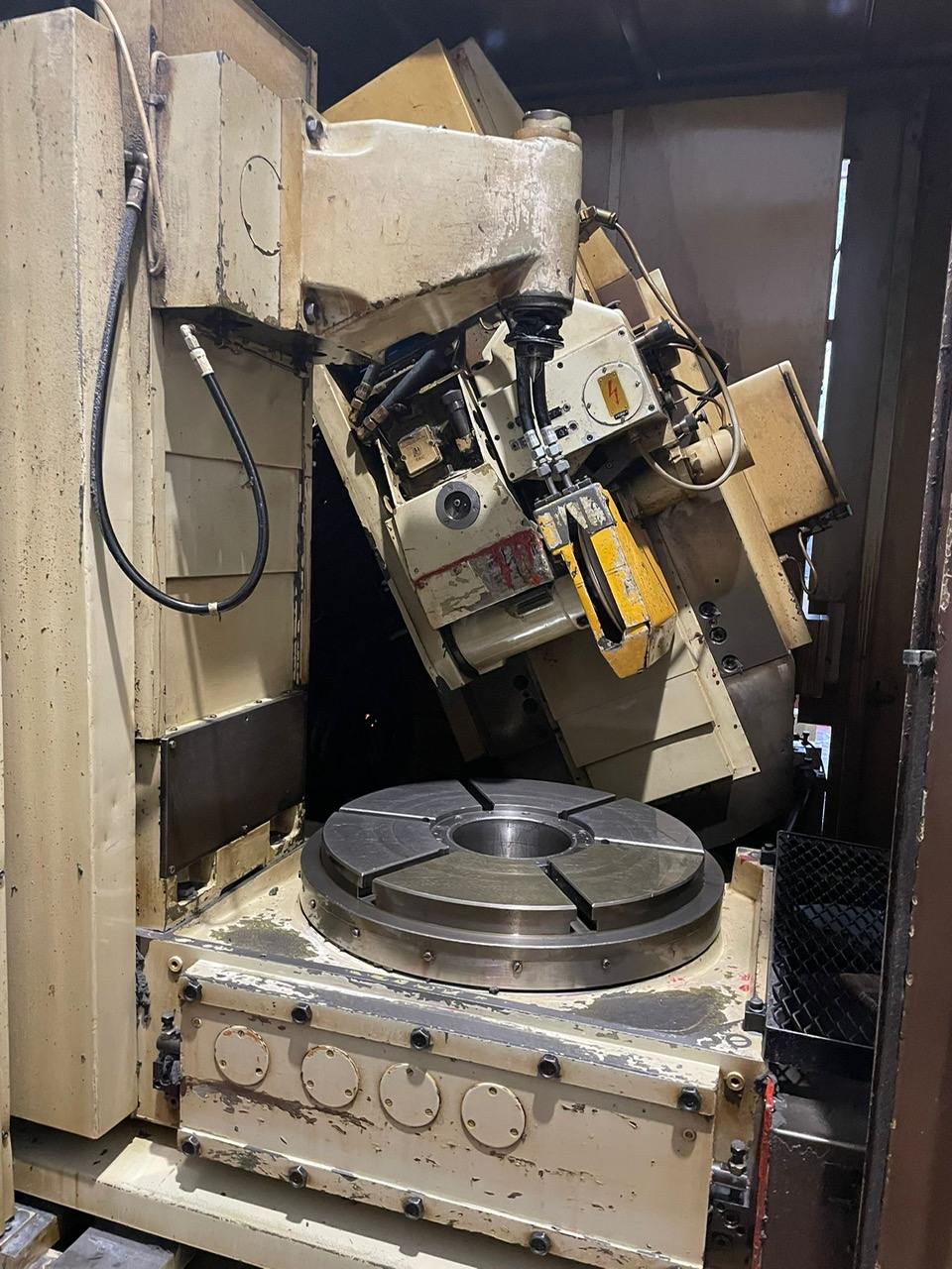 Usato Rettifica per ingranaggi NILES ZSTZ 10 L - Disponibile Dicembre 2024/Gennaio 2025