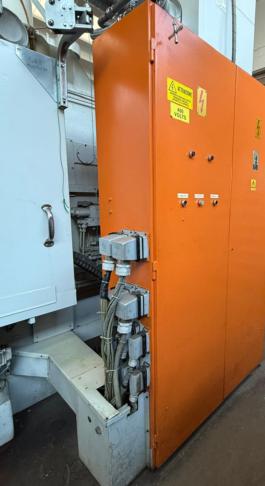 Usato Dentatrice a creatore LIEBHERR L 652
