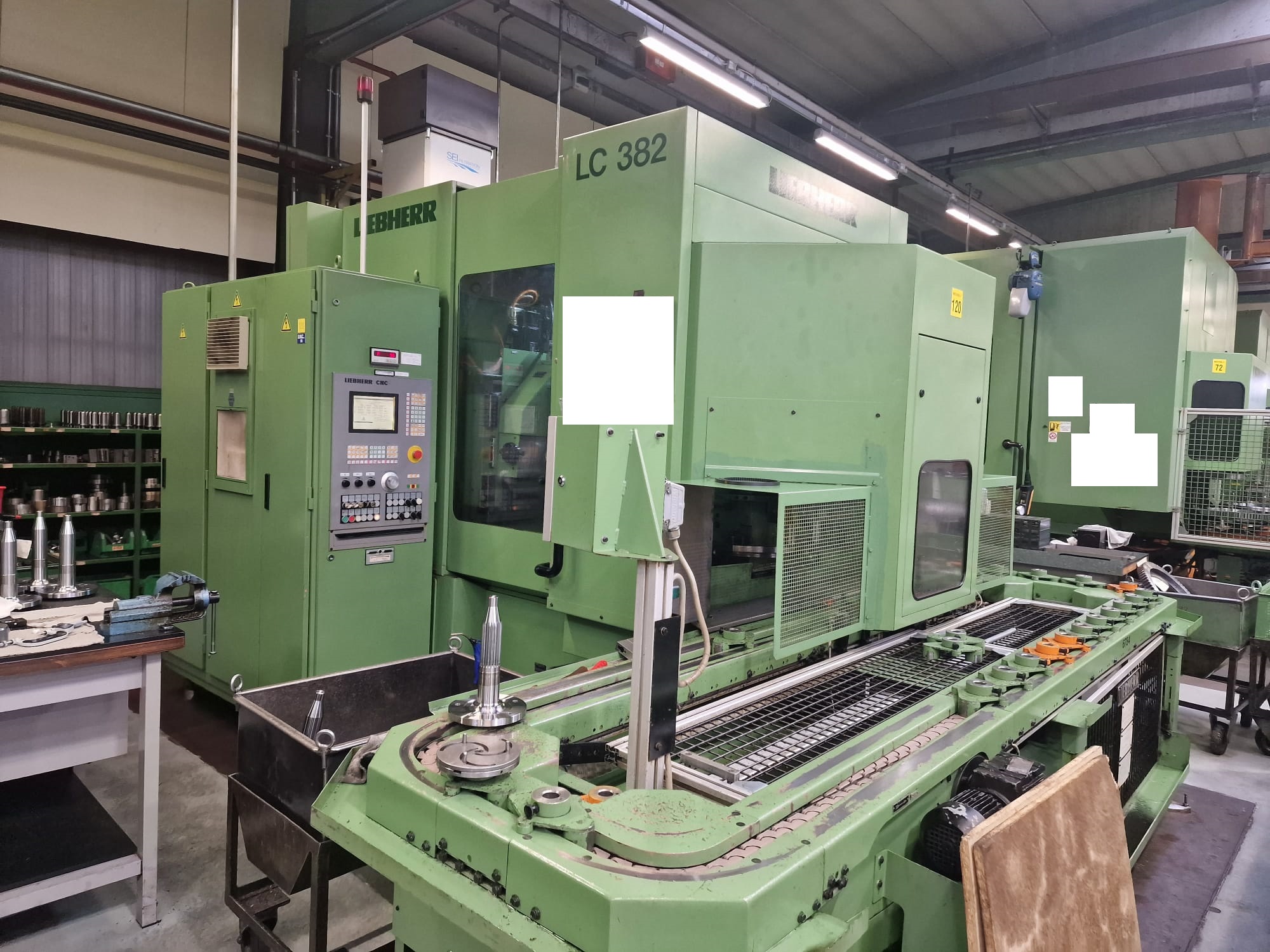 Usato Dentatrice a creatore LIEBHERR LC 382 CNC