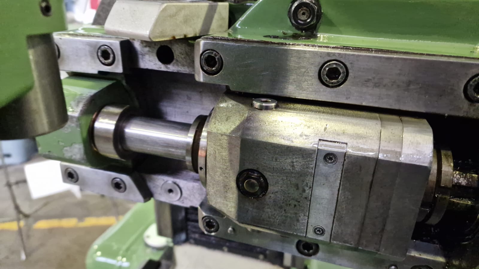 Usato Dentatrice a creatore PFAUTER P 250