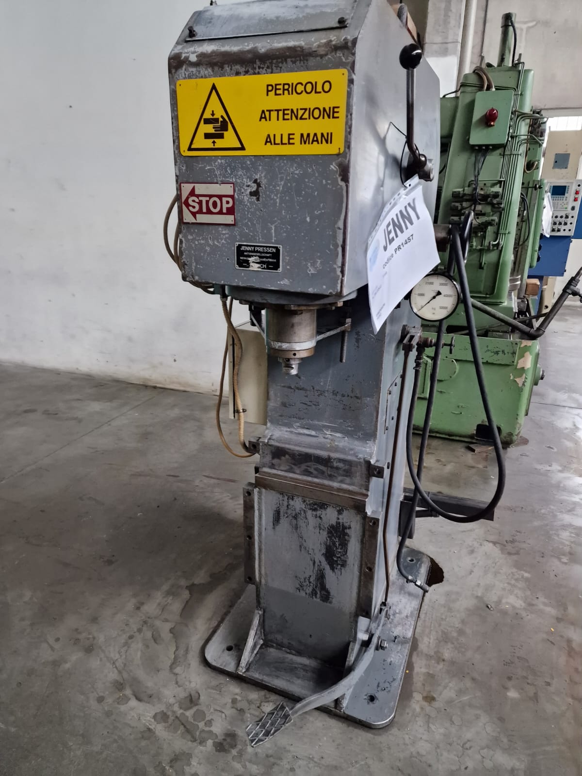 Usato Pressa a raddrizzare JENNY 25 Ton