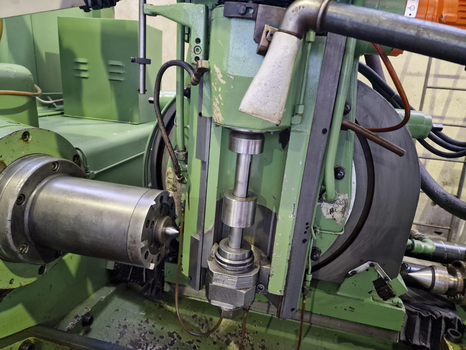 Usato Dentatrice a creatore PFAUTER P 250 H