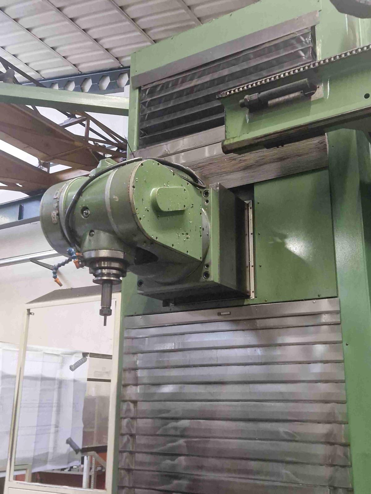 Usato Fresatrice DEBER M8M