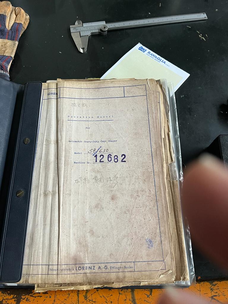 Usato Dentatrice a coltello LORENZ S8/630