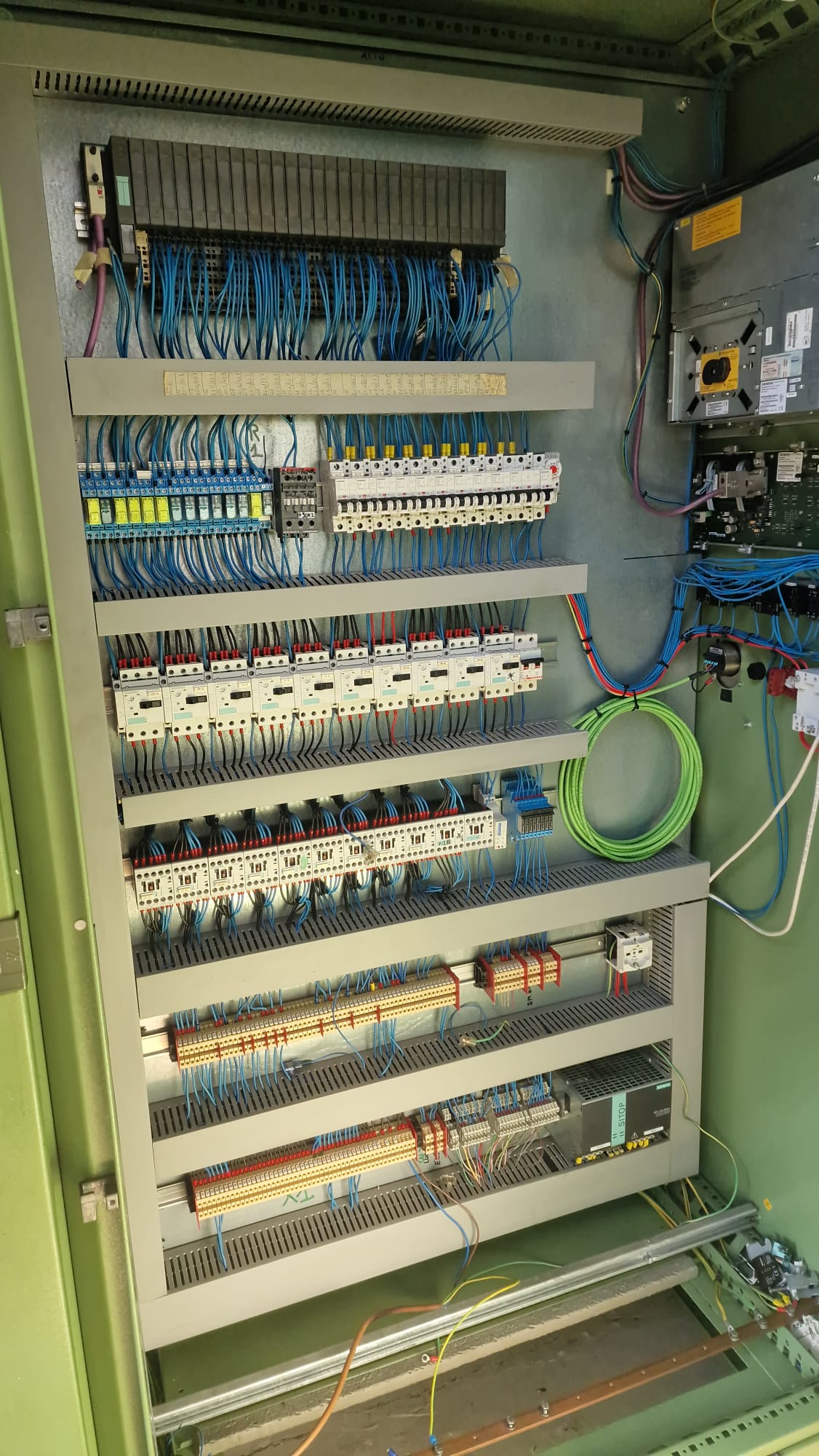 Usato Dentatrice a creatore LIEBHERR LC 502 CNC - retrofittata nel 2011