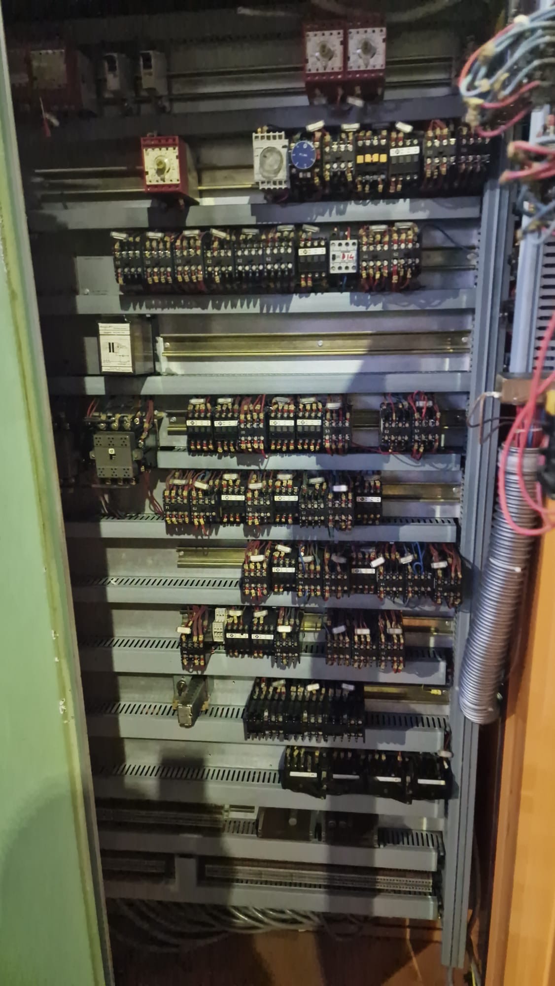 Usato Dentatrice a creatore PFAUTER PA 180