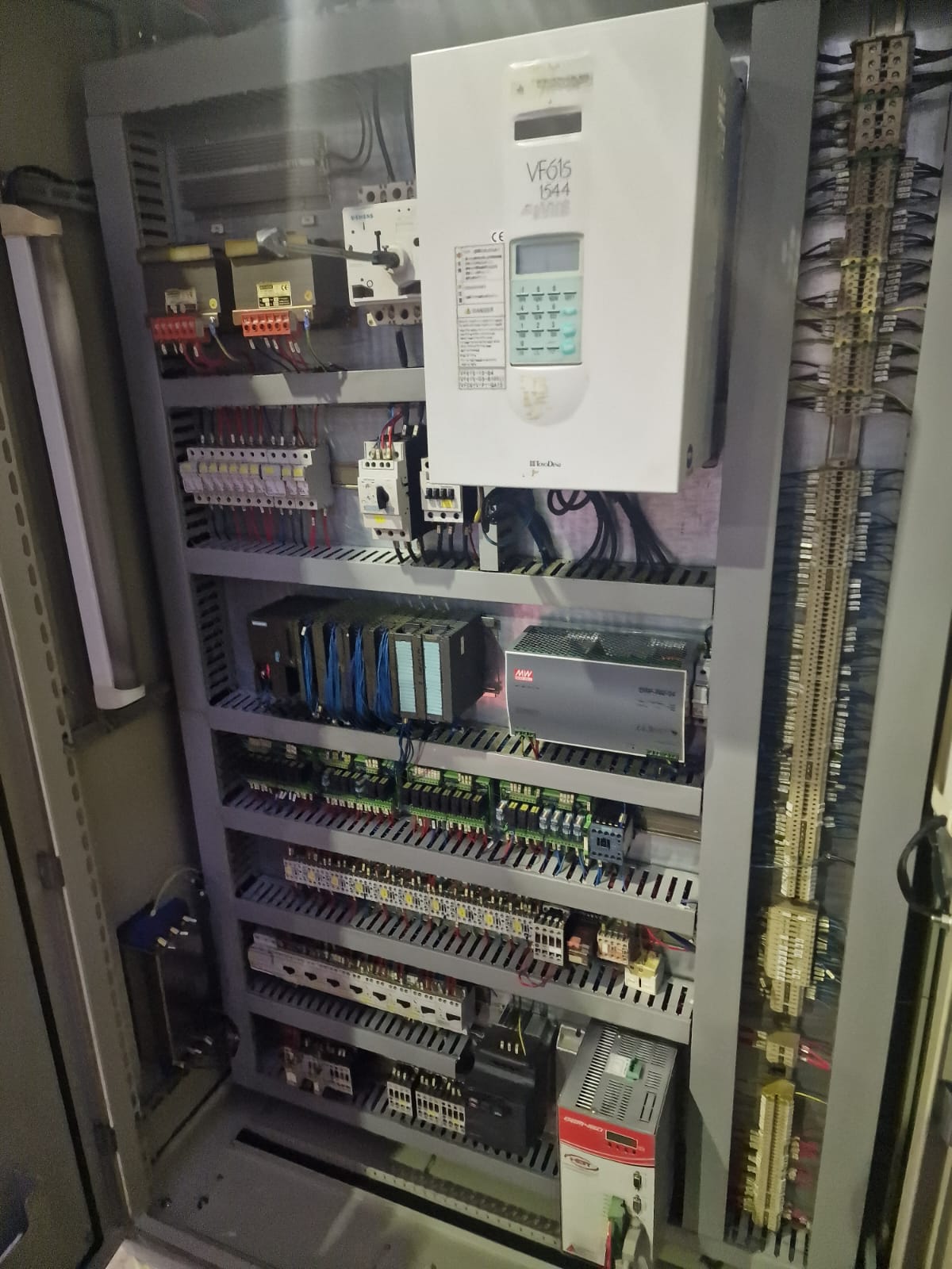 Usato Dentatrice a coltello LORENZ LS 300