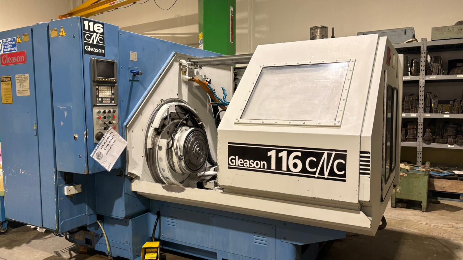 Usato Dentatrice per ingranaggi conici spiral GLEASON 116 CNC