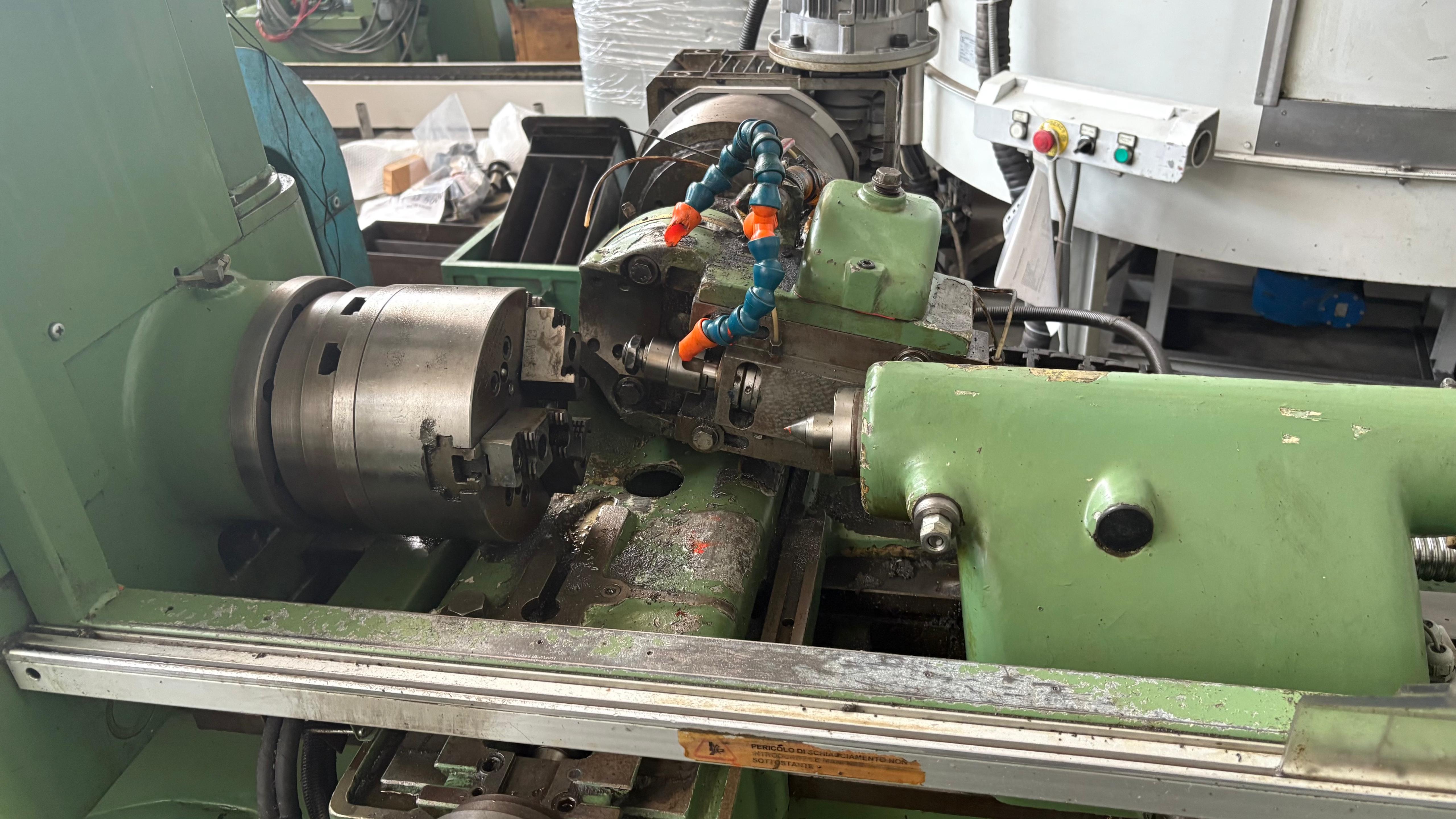 Usato Fresatrice per viti e filetti WANDERER 31L - 1000