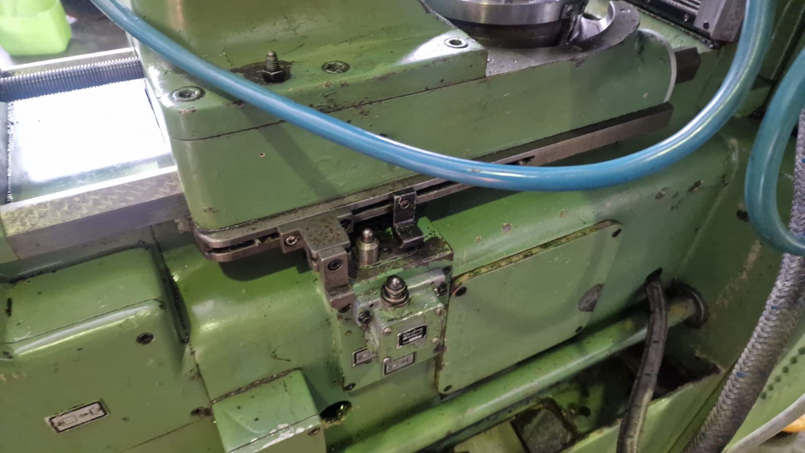 Usato Dentatrice a creatore PFAUTER P 250 S