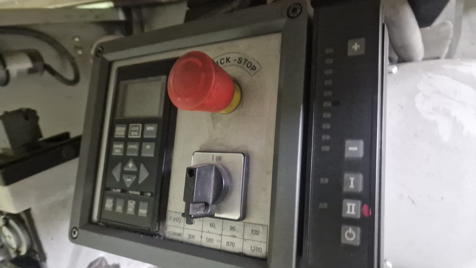 Usato Fresatrice per viti CNC OERLIKON