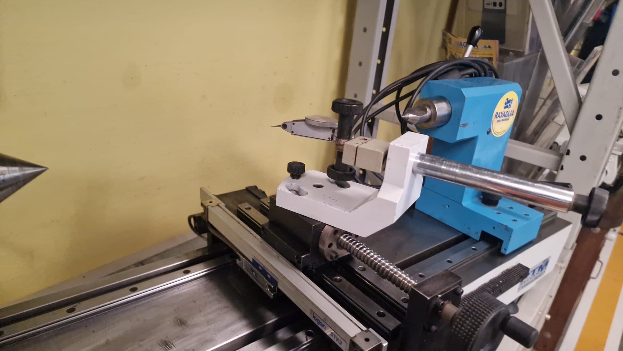 Usato Banco di controllo PTM visualizzato su due Assi