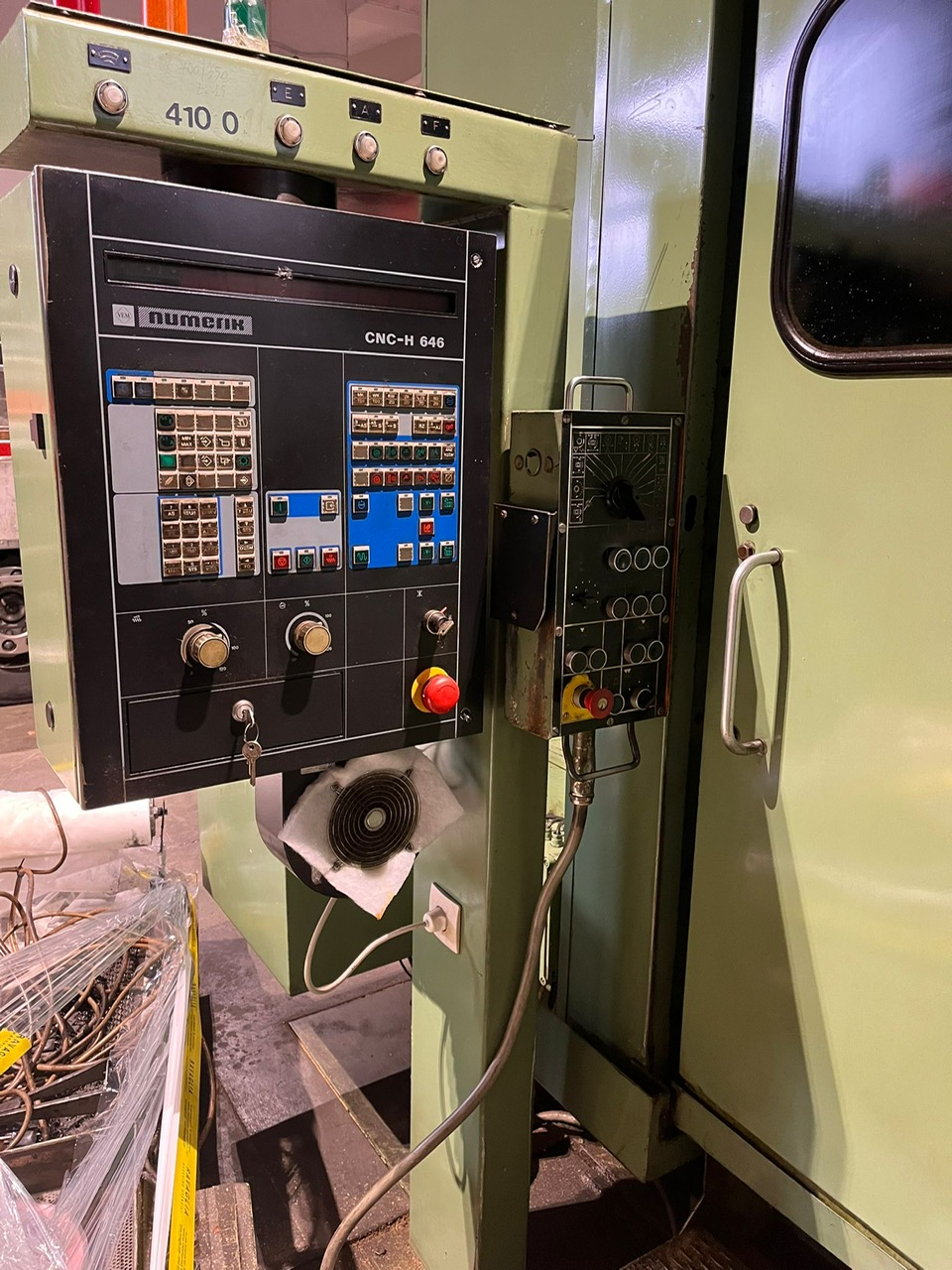 Usato Rettifica per ingranaggi NILES ZSTZ 08 CNC