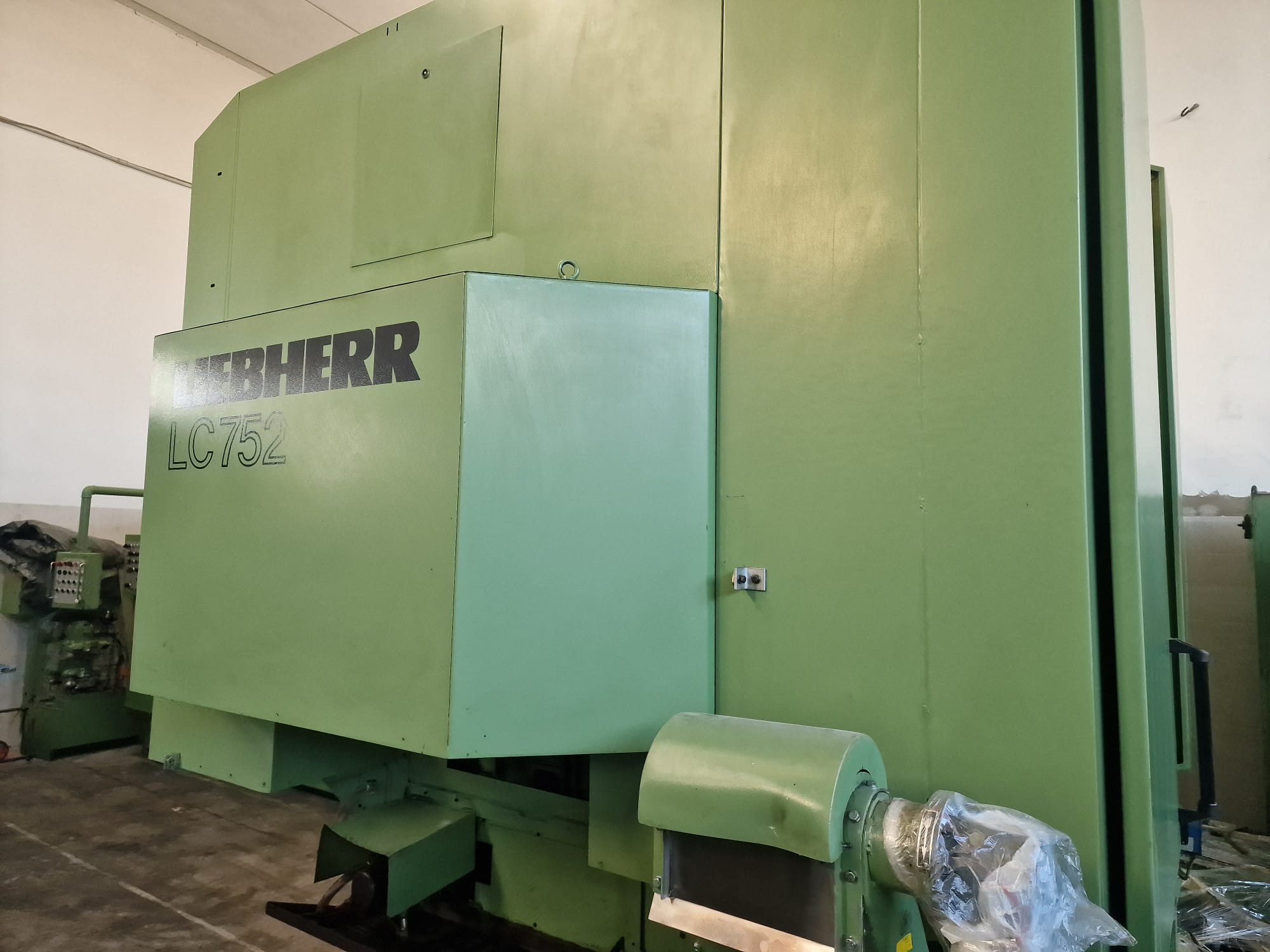 Usato Dentatrice a creatore LIEBHERR LC 752 CNC