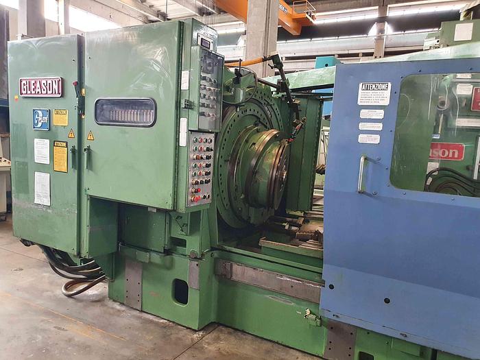 Usato Dentatrice per ingranaggi conici spiral GLEASON 645